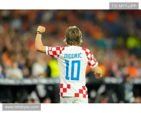 佩里西奇荣获克罗地亚年度球员奖提名展现真心与实力的完美结合